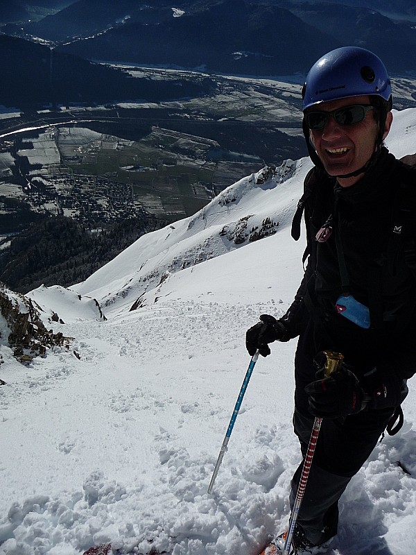 rochers de l'arpette : Dom à l'entrée du couloir, avec une belle vue derrière ...