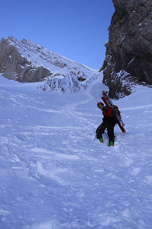 Attaque du Combaz : Guillaume attaque la montée du couloir