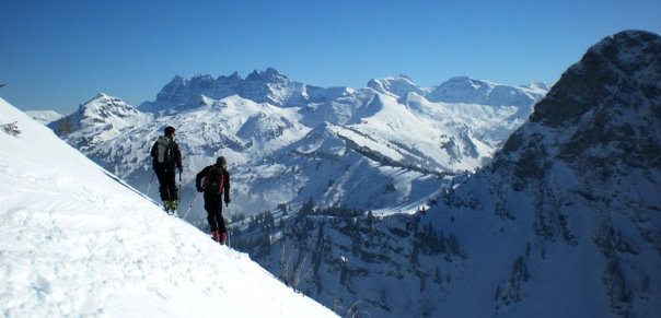 Voie normale : Pentes les plus raides de la voie normale, en serrant le plus à gauche à la descente