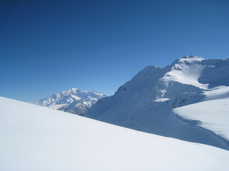 Mirantin : Mirantin sur fond de Mont-Blanc