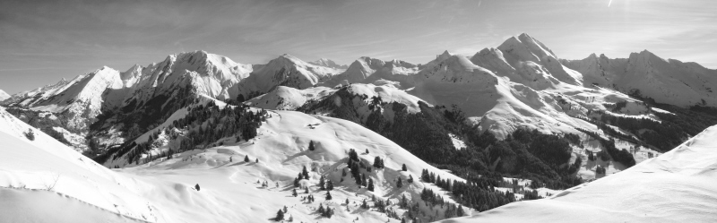 Vue vers l'est : Depuis le sommet de Sulens
Pointe de Merdassier, L'Etale, Le Charvin...
