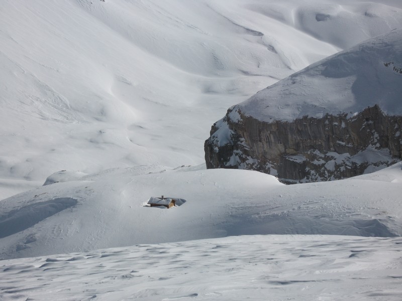 Cabane de l'Alpavin : vers 2550m (ne figure pas sur les anciennes cartes IGN)