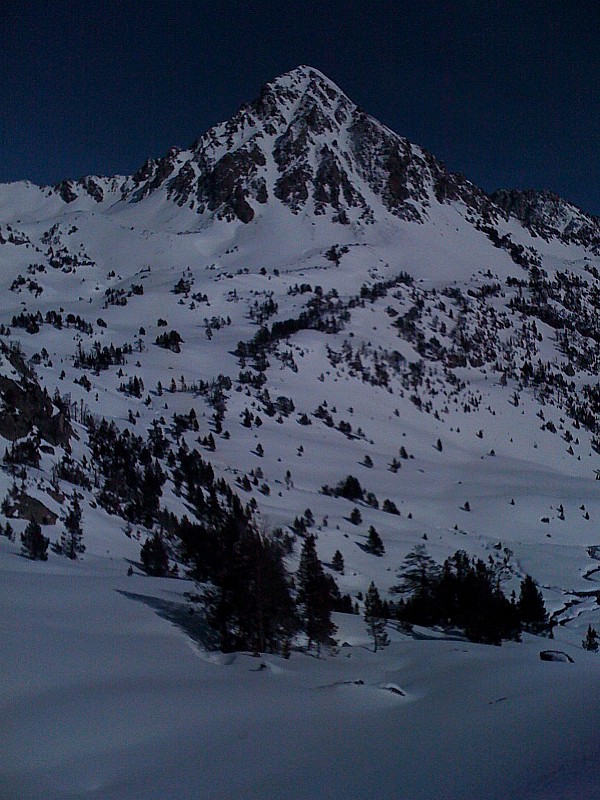 #7 Pic de Bastan : On voit la traversée faite à l Pic de Bastan : On voit la traversée faite à l'aller au pied du Pic de Bastan