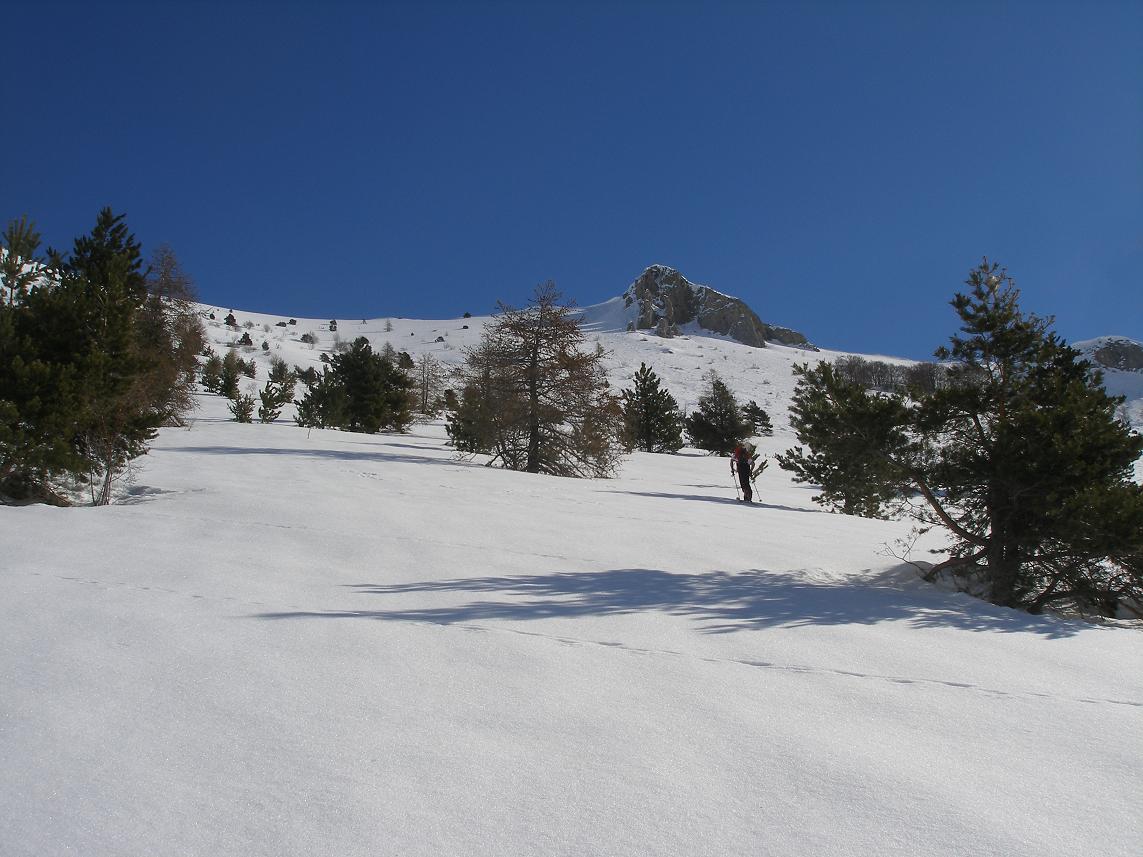 repeautage pour courmian : neige encore dure ça s'annonce bien