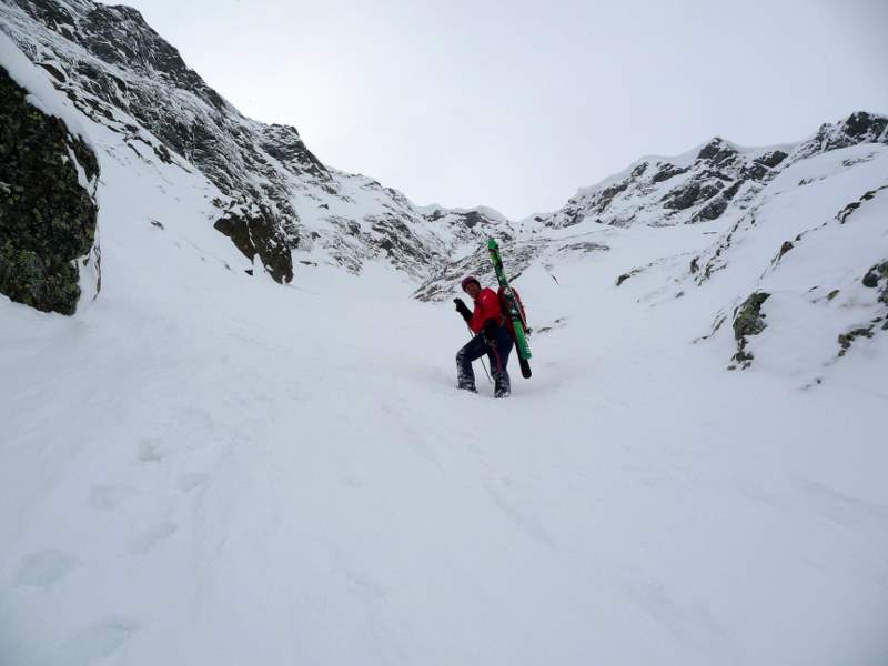 Mt Oreb : Montée dans la partie inférieure du couloir