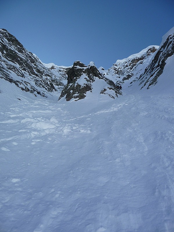 Mont Oreb face Nord : A gauche, les traces de pierre et vincent, à droite nos traces pour l'itinéraire du topo !!