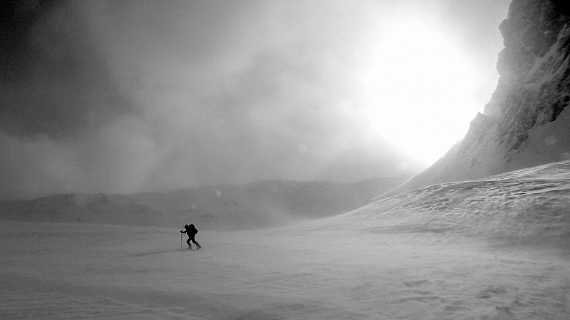 Ambiance du jour... : ...avec en plus le froid et la neige dans la gueule !