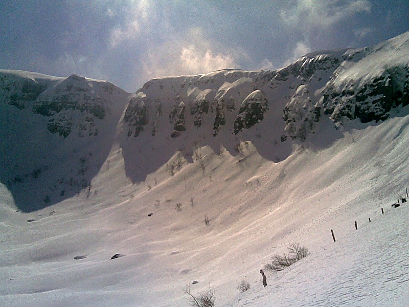 Puy Mary : Brèche de Roland face N et cirque de l'Impradine