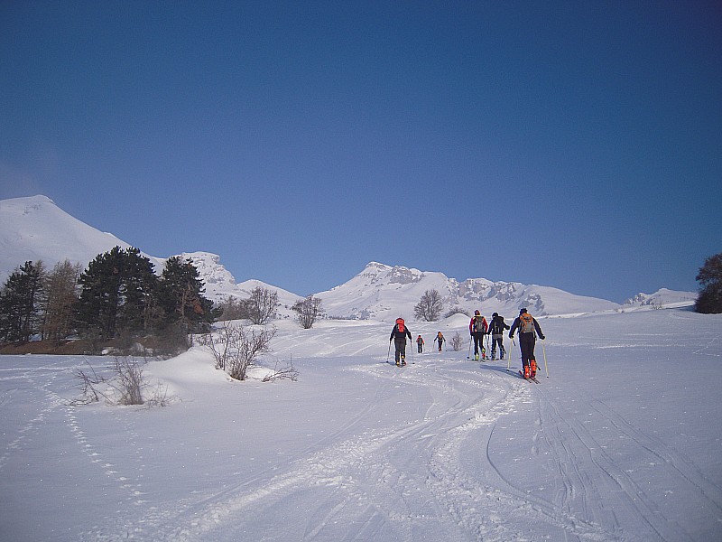 début de la montée : Sous le soleil