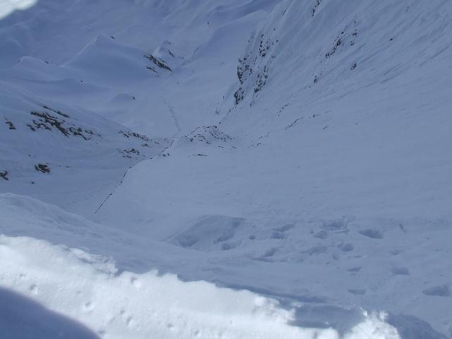 Pointe de la Finive : la face sous nos pieds, nous sortons à 15h sur l'arete
