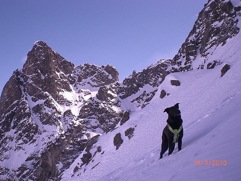 Couloir N pics du Casset : A gauche, vers les pointes Sainte Marguerite et la sortie du Petit Davin.