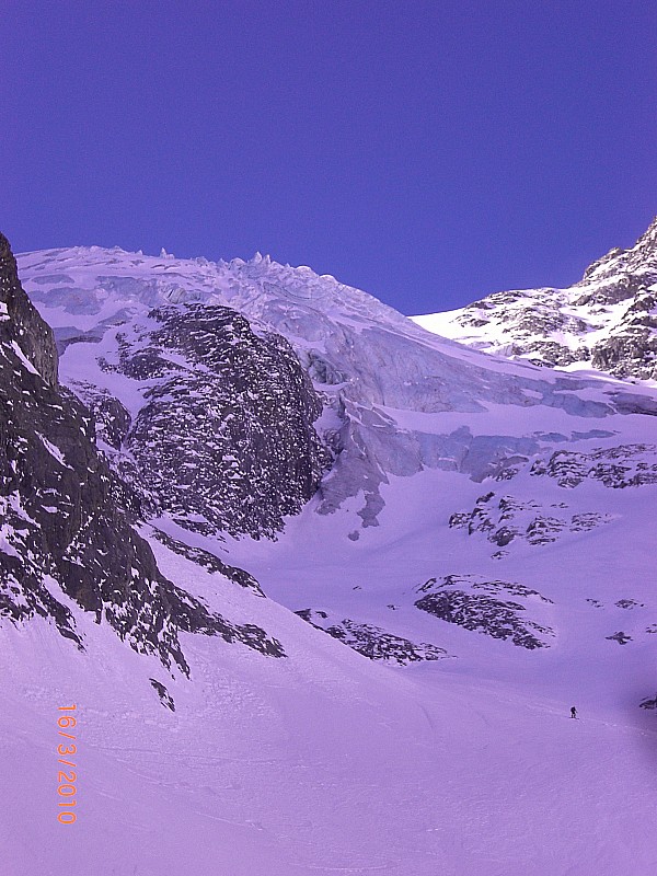 Couloir N pics du Casset : Andréas est parti pour le Davin