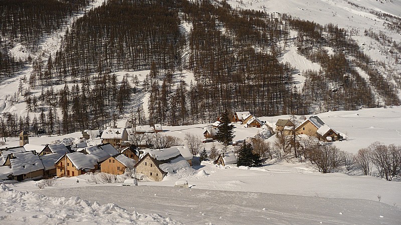 Le Lauzet : Rarement vu autant de neige en cette saison