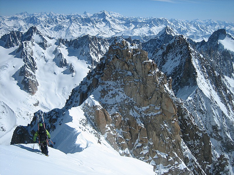 Sur l'arête : Sur l'arête, pour rejoindre le couloir Whymper
