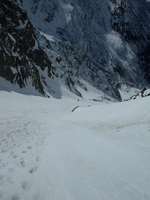 Couloir du peruis : Excellent sur cette neige transformée.