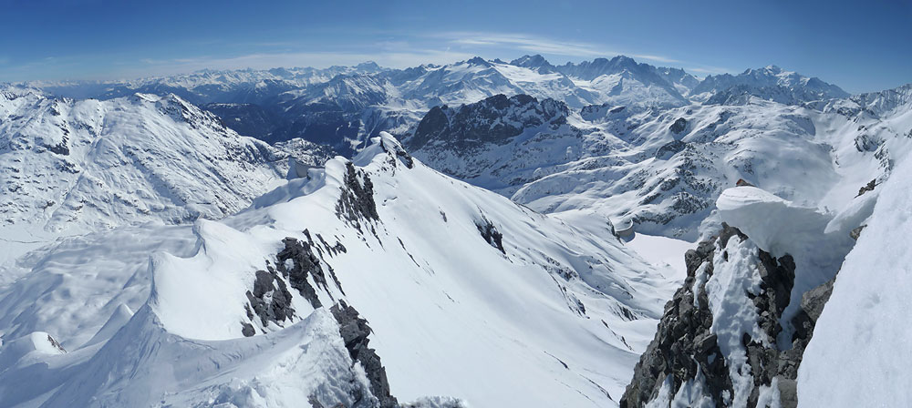 Finive : Vue sur le Valais
