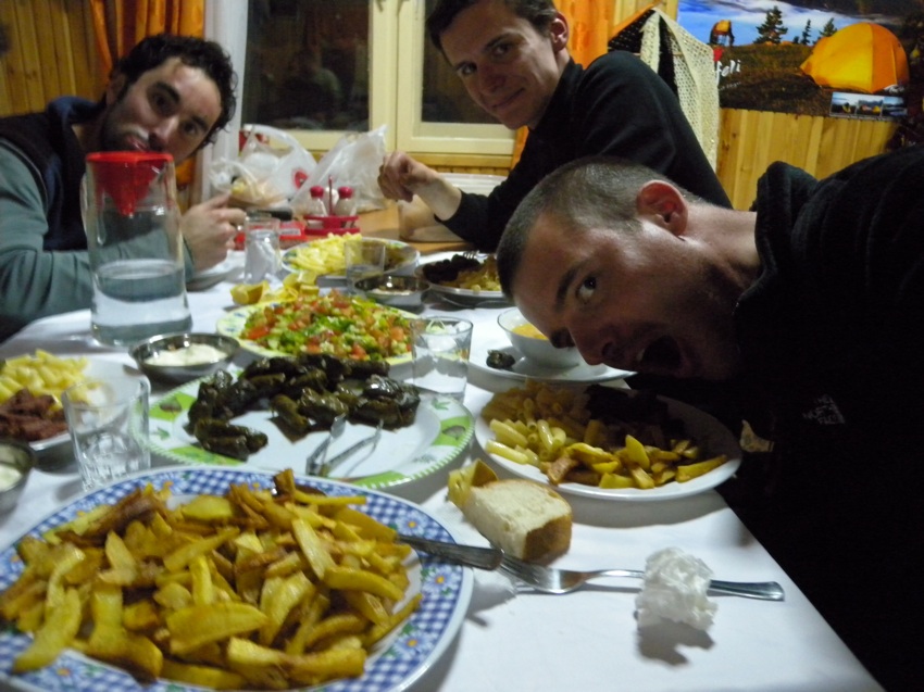 Après l'effort, la minute gastronomie turque... Tout en finesse...