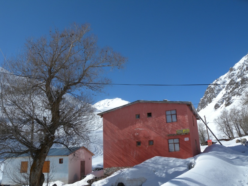 La pension d'Olgunlar, le village après Yaylalar...