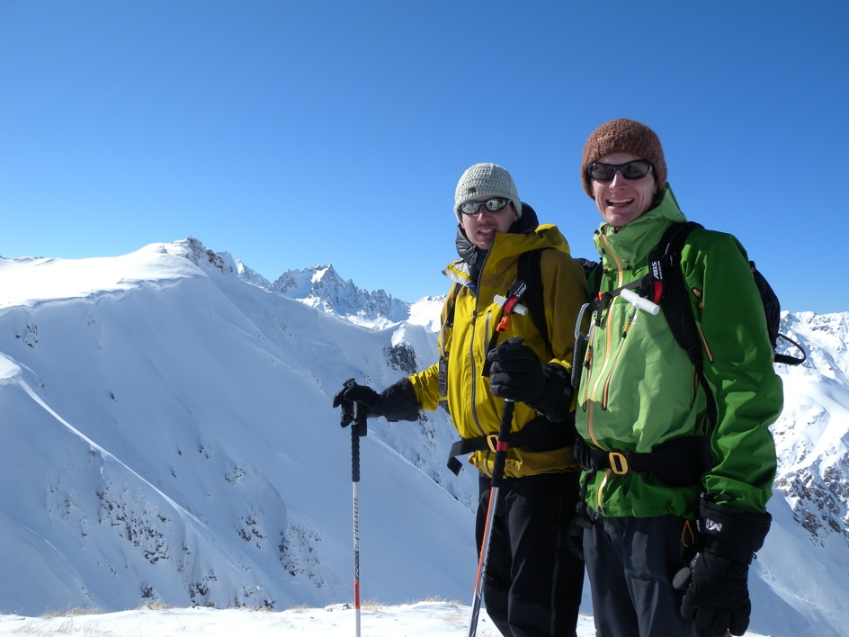 les "brothers" face au Kaçkar mountain (presque 4000 m) mais trop chargé en cette mi-mars...