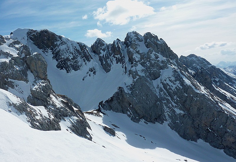 Mt Charvet face W : Vue sur le couloir N de la Mamule