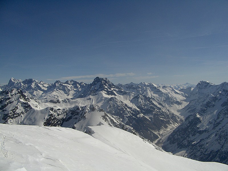 Le Sirac : vue sur le Jocelme col du loup glacier de vallonpierre