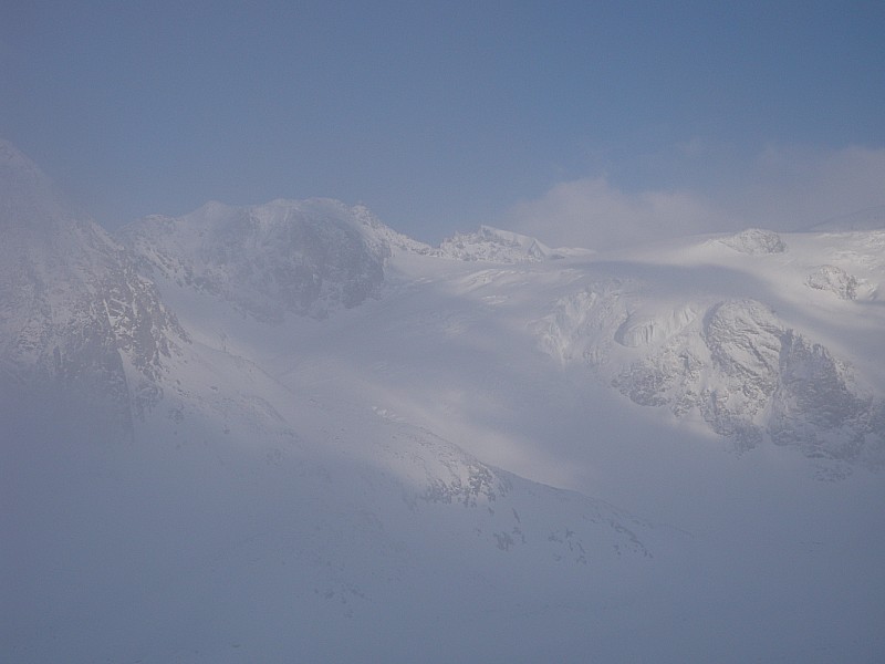 la serpentine depuis les dix : seulemnt 4 traces dans la poudreuse ce jour-là