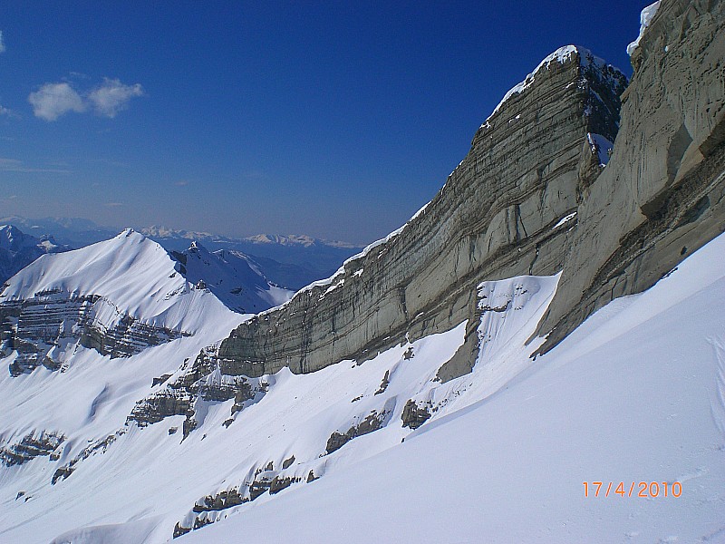 Tourond : De gauche à droite : Pointe sud de la Vénasque, col de la Vénasque et Tourond.
