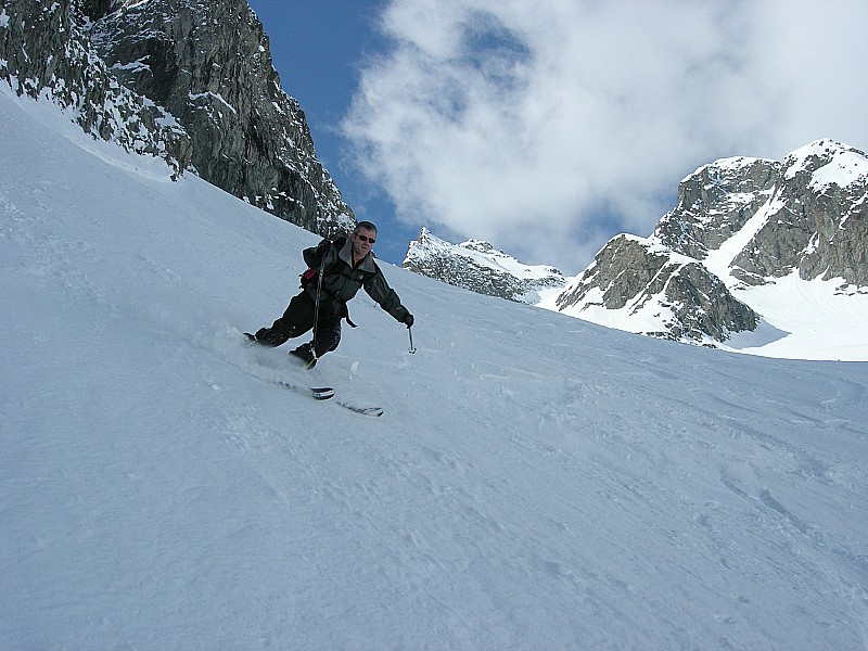 Col des agneaux : bonne neige à l'ombre