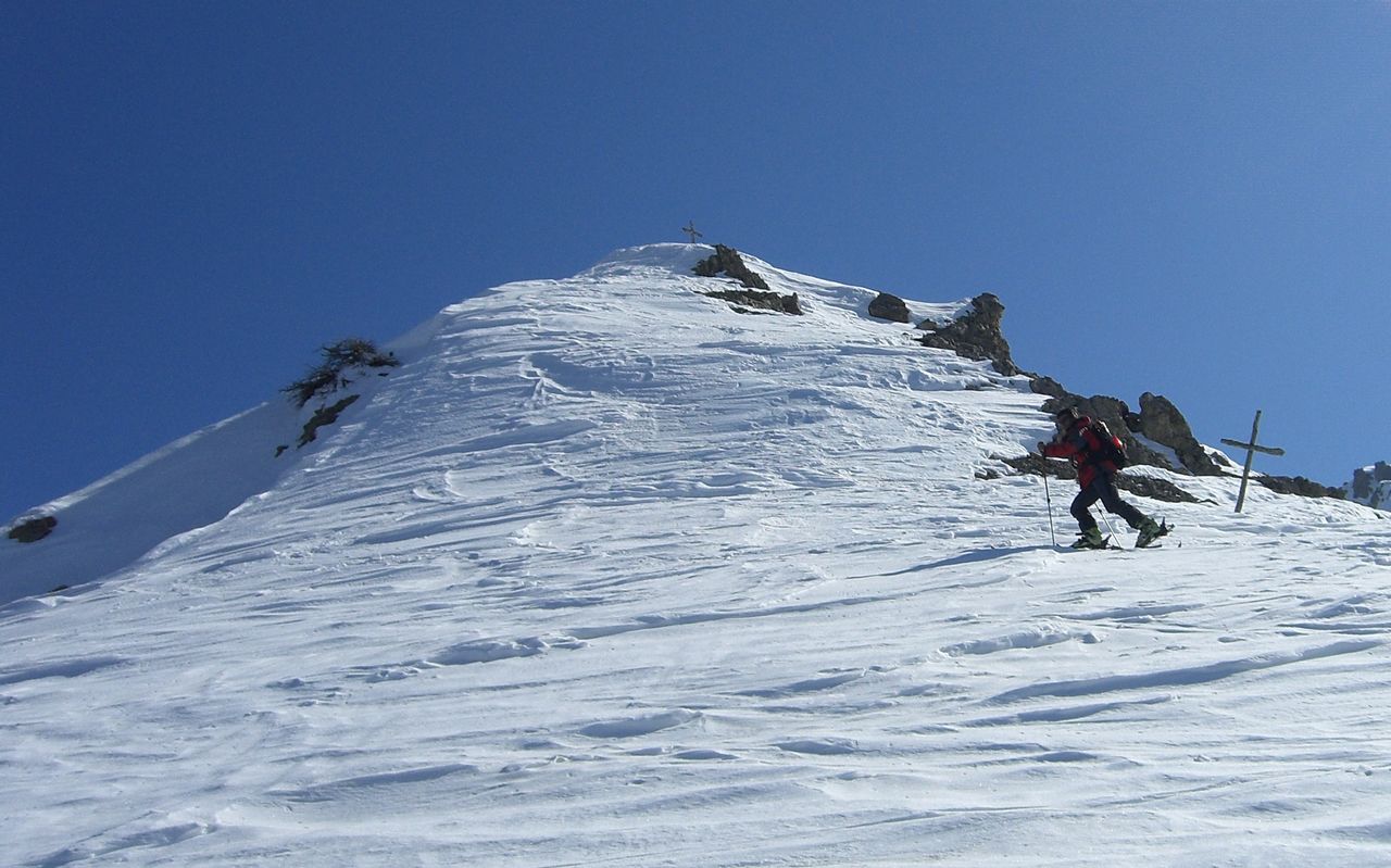 Arrivés à la Croix Carail : Encore un dernier effort