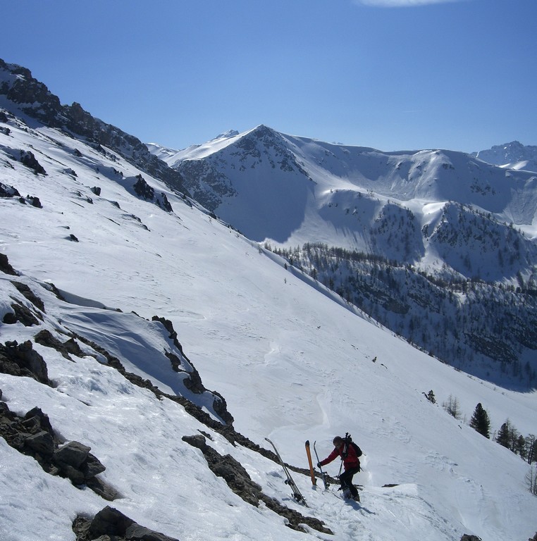 Derniers pas pour Laurent : Derrière le vallon de l'Oule