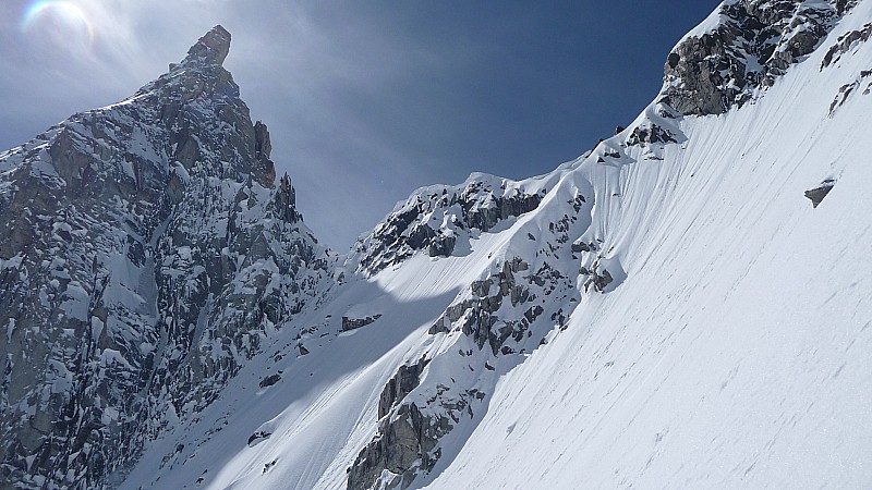 Col des Cristaux : A mi-couloir...
