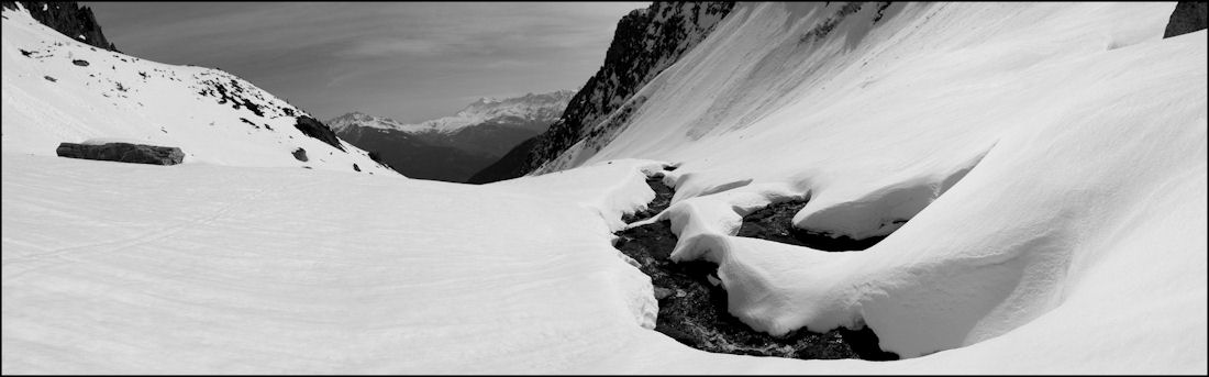 sous le col du Golachon : ça sent le printemps ça, madame!