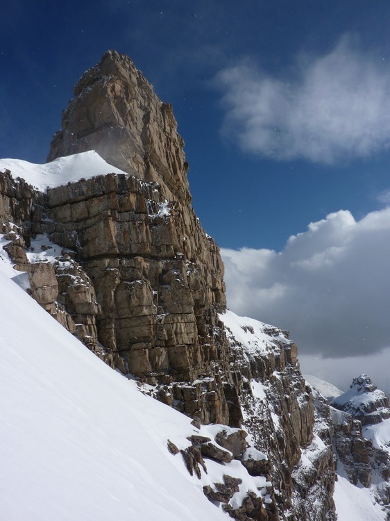 Fort Carra : Fort Carra fièrement élancé.