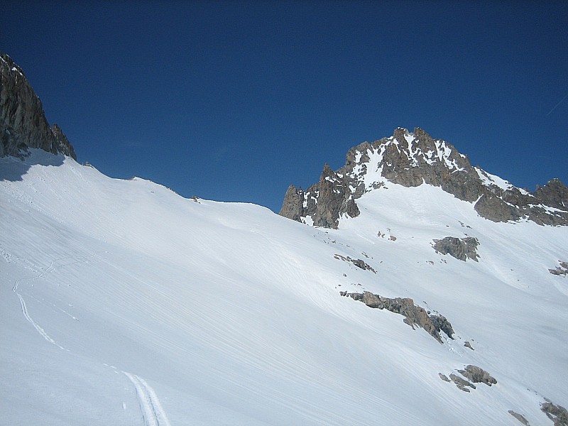Cime de montagnon : Couloir d'accès, pas si enneigé que ça!