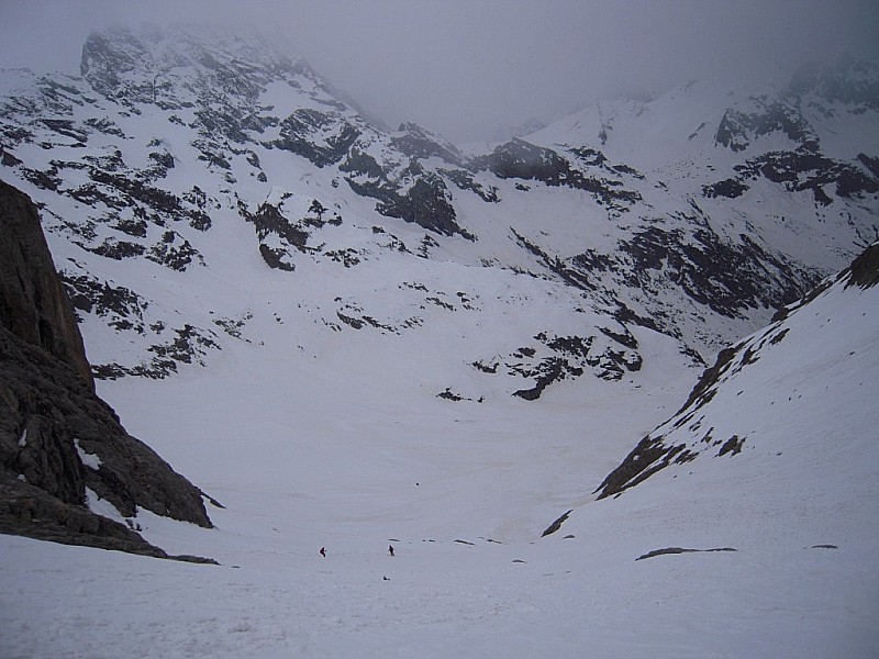 aprés le glacier : skiabilité trés correcte