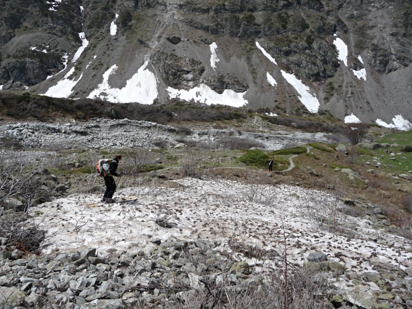 Rien à jeter : Après un gros week-end, Mick n'arrive pas à raccrocher les skis