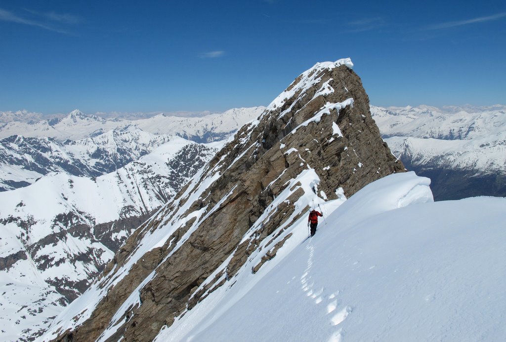 L'arête faîtière