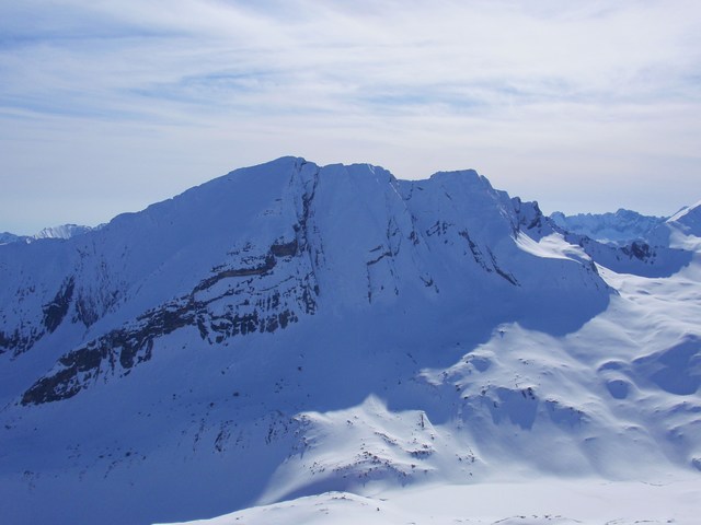Roche Taillante : vu de Foréant, ça a l'air bon et bien raide ...