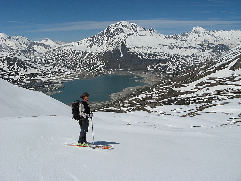 le fjord du mont cenis : Cousin hub chasse la marmotte.