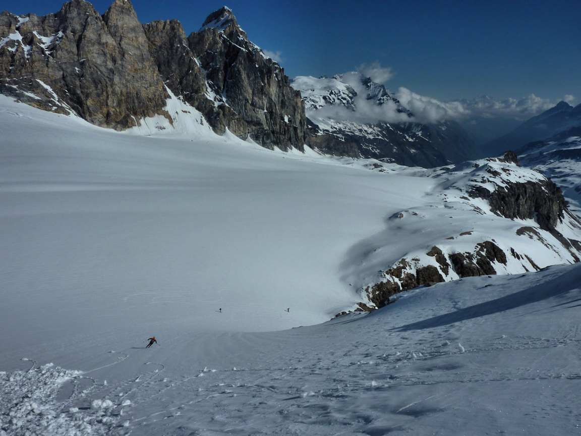 Glacier de la Tsanteleina : Nous avons opté pour la descente sur le versant Italien : neige de cinéma.