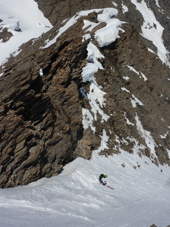 #6 La Crête de Coq : Entrée du couloir N vue d La Crête de Coq : Entrée du couloir N vue d'hélico :)