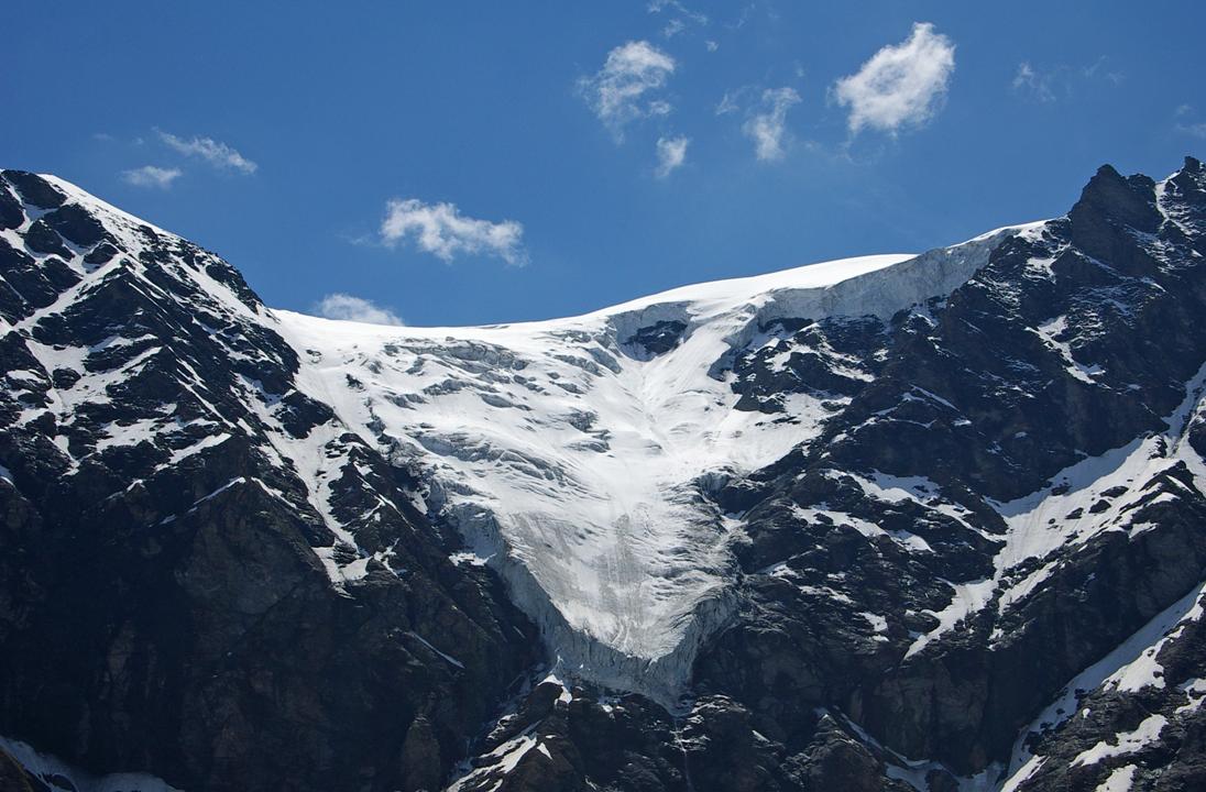 Le glacier Sup des Balmes : Toujours pas d'itinéraire direct depuis le glacier Sup des Balmes... il y faudrait une nouvelle glaciaition...