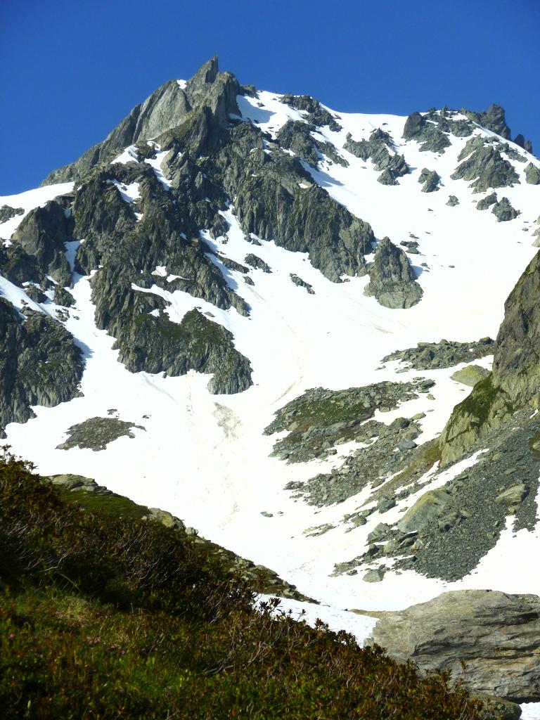 dent du Praz : Encore faisable en direct du nord