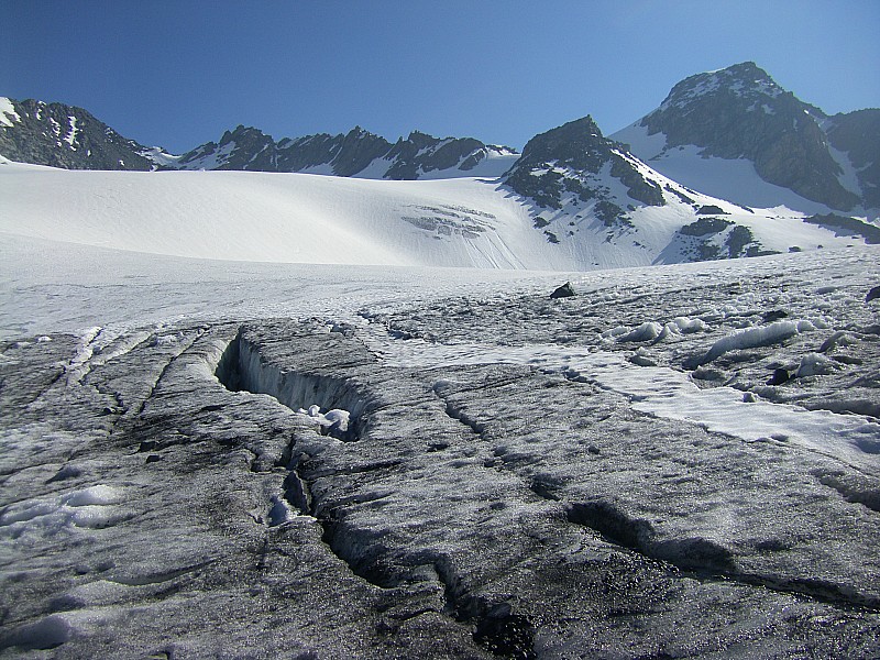 col de thorens : glacier de chaviere et sommet a droite