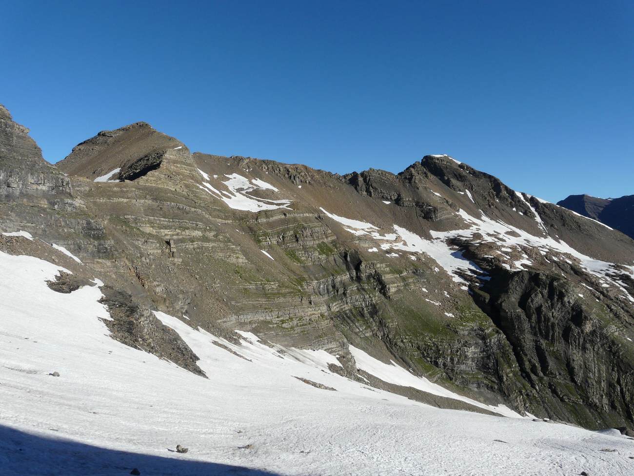 Partie basse du glacier : de Faravel avec l'entre Pinier et le grand Pinier en fond