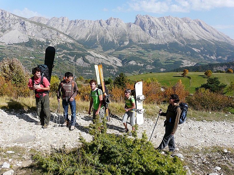 La fine equipe : Les chasseurs qui nous aurons aperçus se seront dit qu'ils ont un peu forcé sur l'apéro ce samedi!