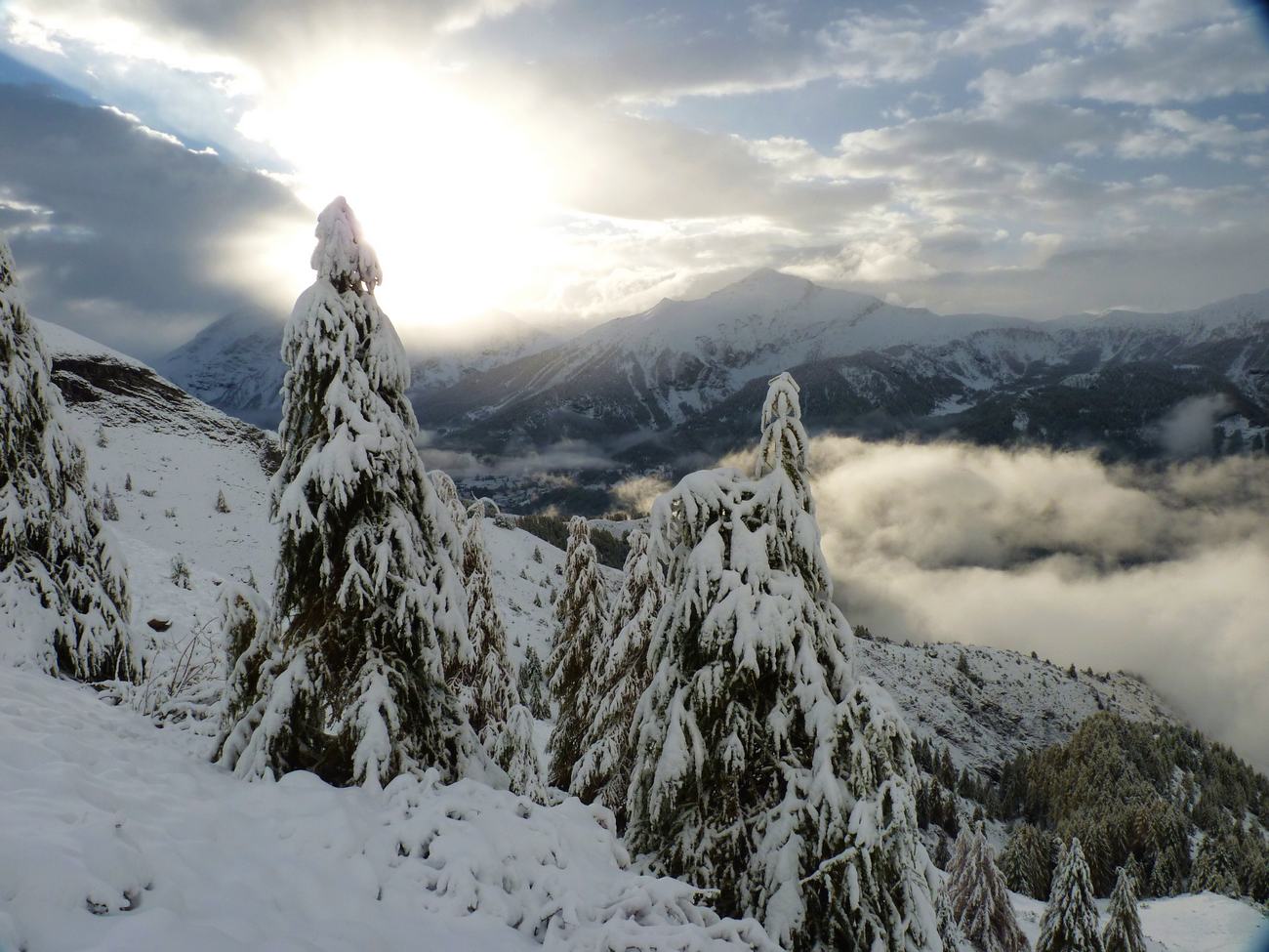 #1 Le soleil arrive : enneigement maigre mais suffisant pour monter Le soleil arrive : enneigement maigre mais suffisant pour monter