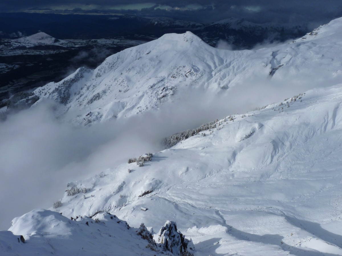 #7 toujours du sommet : Cabane de la Baume et le Palastre toujours du sommet : Cabane de la Baume et le Palastre