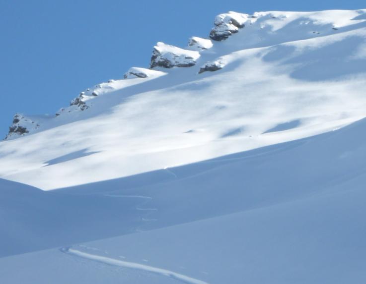 Dormillouse : Premiere trace en poudre en telemark!!!