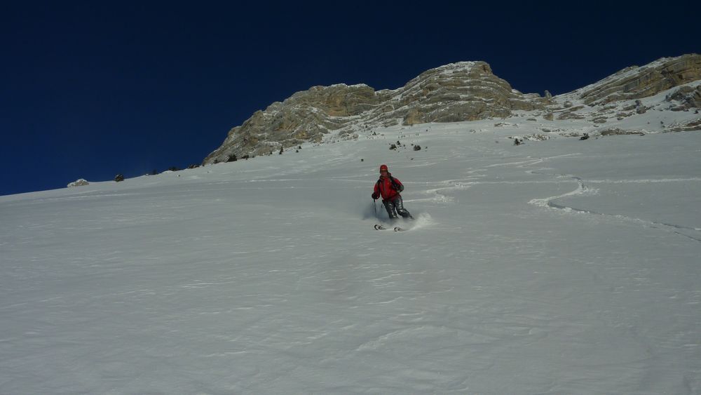 Prairie Dent de Crolles : Marinette, elle aime pas le ski, pas la Chartreuse, pas le soleil et pas la poudre, mais qu'est ce qu'elle fait là ????
nan, j'déconne !!!!!!!!!!!